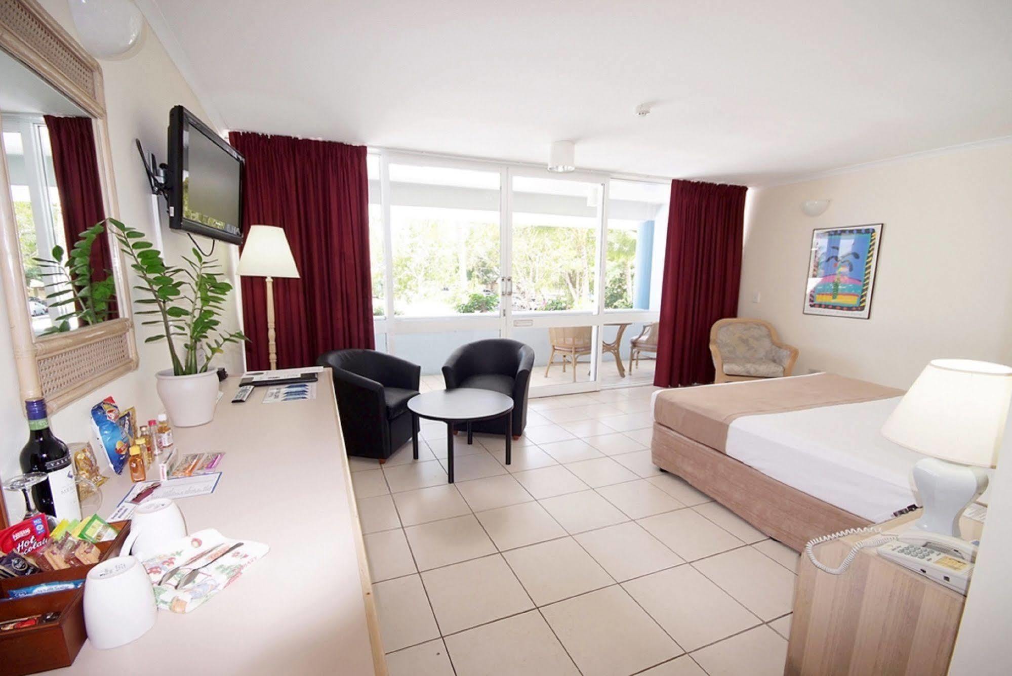 Ocean International Hotel แมคคาย ภายนอก รูปภาพ